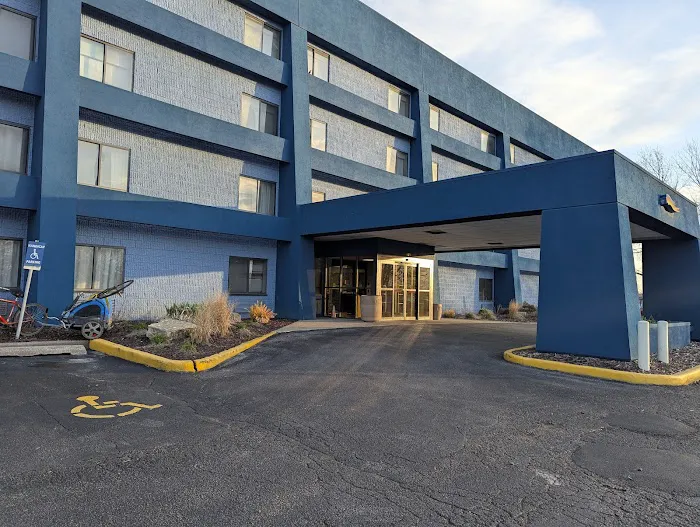 Days Inn by Wyndham Davenport 4