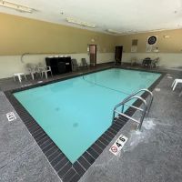 Quality Inn & Suites Davenport near I-80 ico