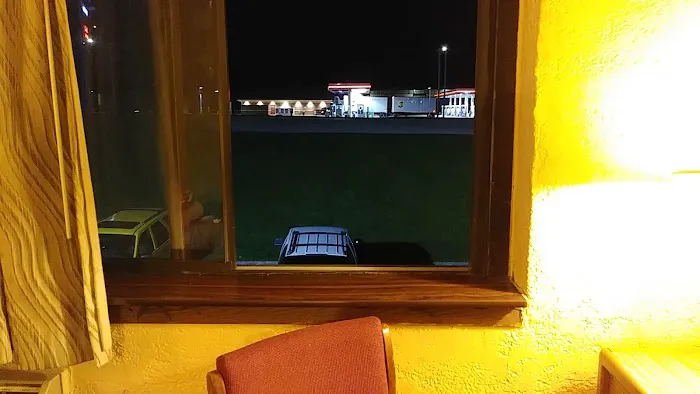 Knights Inn Davenport 4