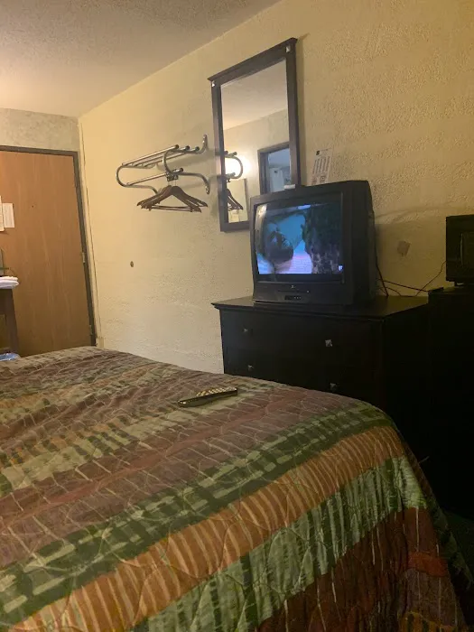 Relax Inn 4