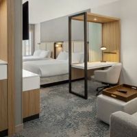 SpringHill Suites Bettendorf ico