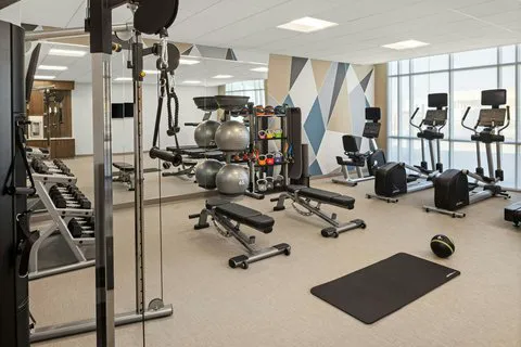 SpringHill Suites Bettendorf 4