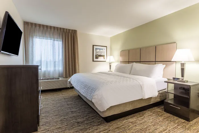 Candlewood Suites Davenport by IHG 4