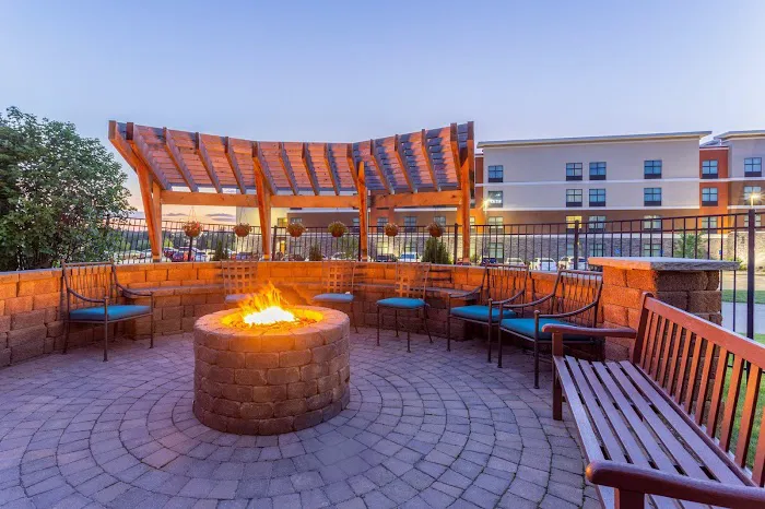 Staybridge Suites Davenport by IHG 4