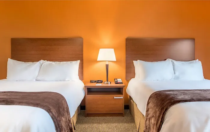 My Place Hotel-Davenport, IA 4