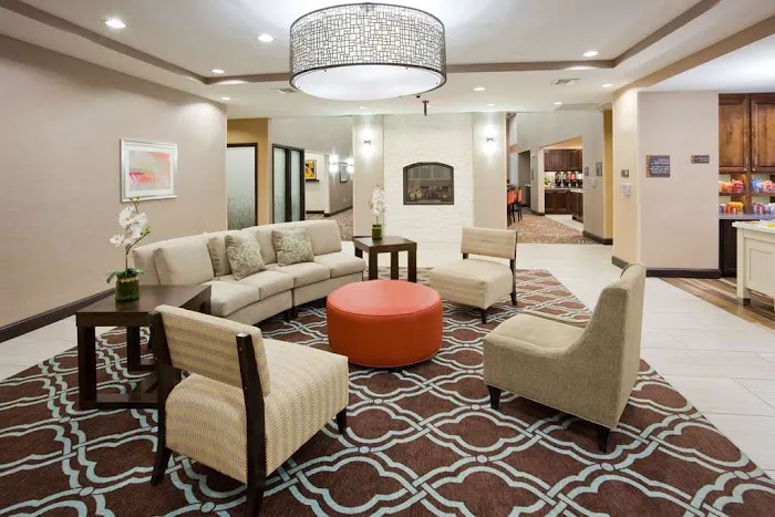 Homewood Suites by Hilton Davenport 4