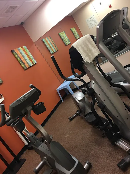Holiday Inn Express & Suites Chicago - Algonquin, an IHG Hotel 4