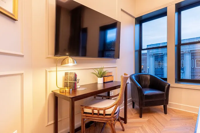 Sinclair Suites 4