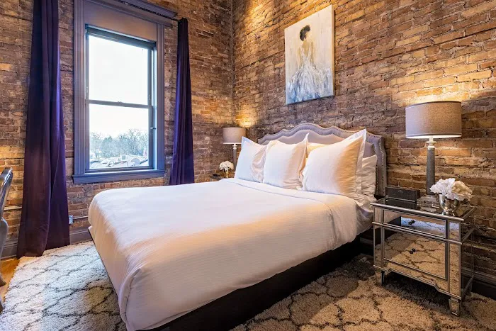 124 Lofts Hotel 4