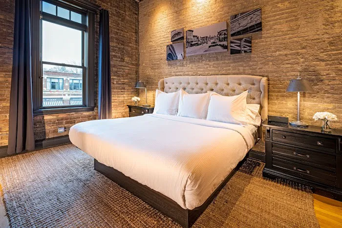 124 Lofts Hotel 4