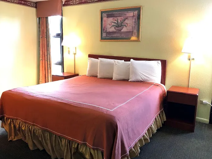 FairBridge Inn Express Barrington 4