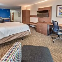 Holiday Inn Express & Suites Lake Zurich-Barrington by IHG ico