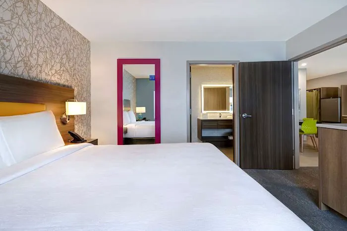 Home2 Suites by Hilton Lincolnshire Chicago 4