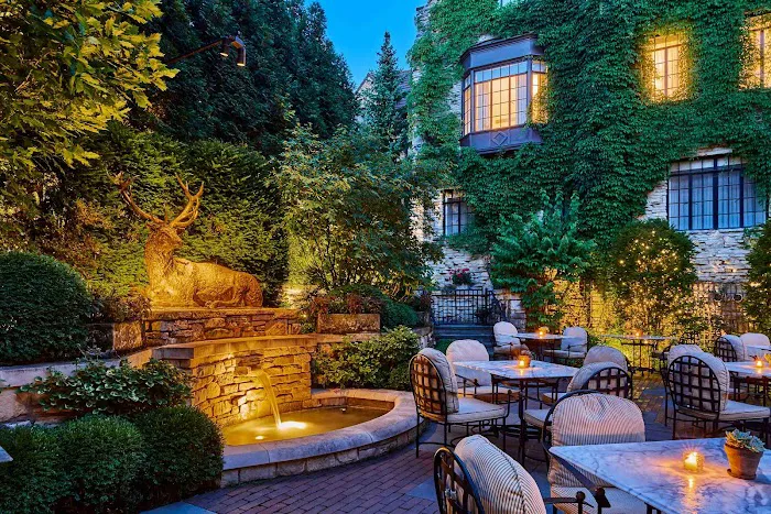 Deer Path Inn 4