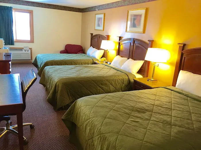 Executive Inn and Suites 4