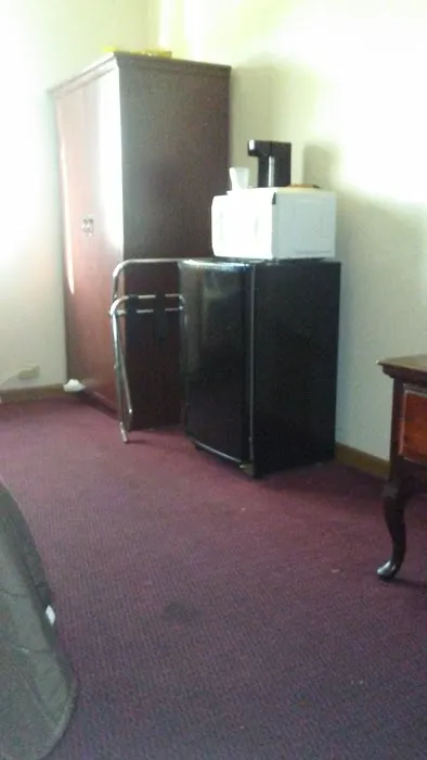 Americas Best Value Inn & Suites Waukegan Gurnee 4