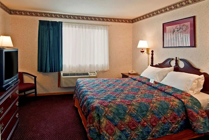 Americas Best Value Inn & Suites Waukegan Gurnee 4