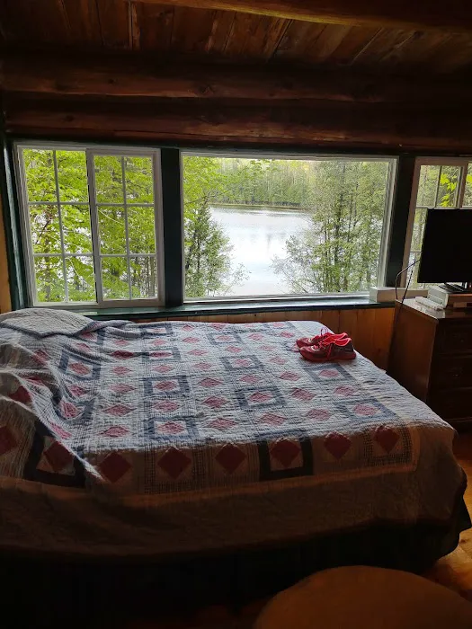 Camp Lake Resort 4