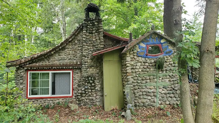 Camp Lake Resort 4