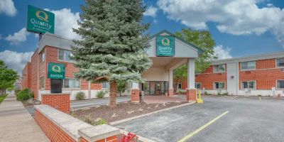 Quality Inn & Suites Green Bay Downtown