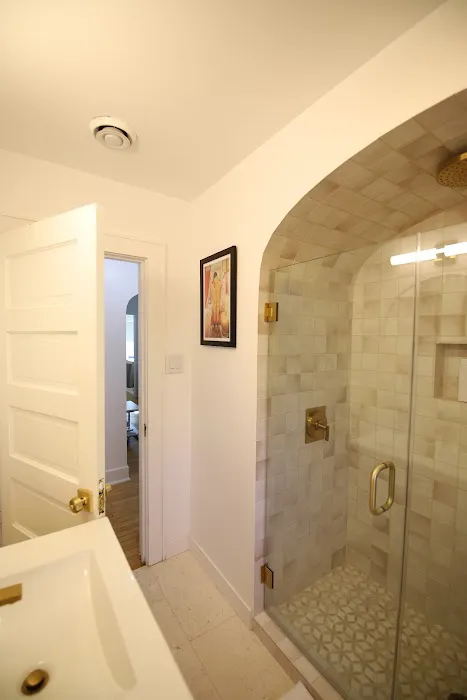 The Leo - 1 Bed 1 Bath Apartment 4