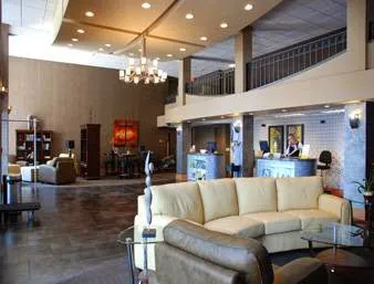 Ramada Plaza by Wyndham Green Bay 4