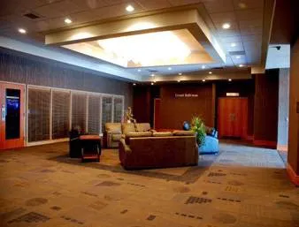 Ramada Plaza by Wyndham Green Bay 4