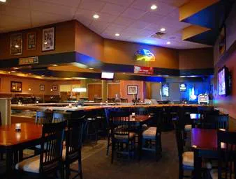 Ramada Plaza by Wyndham Green Bay 4