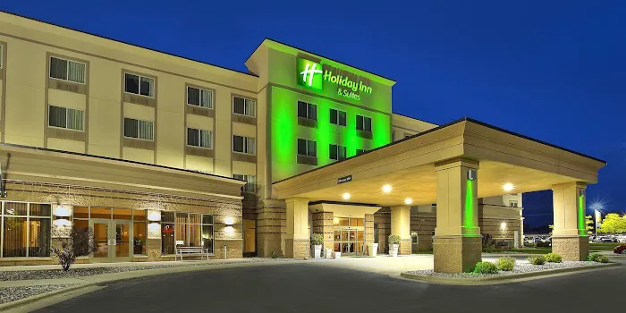 Holiday Inn & Suites Green Bay Stadium by IHG 4
