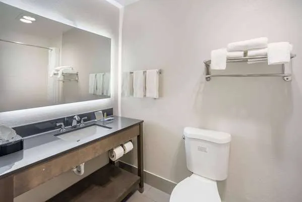 AmericInn by Wyndham Green Bay Near Stadium 4