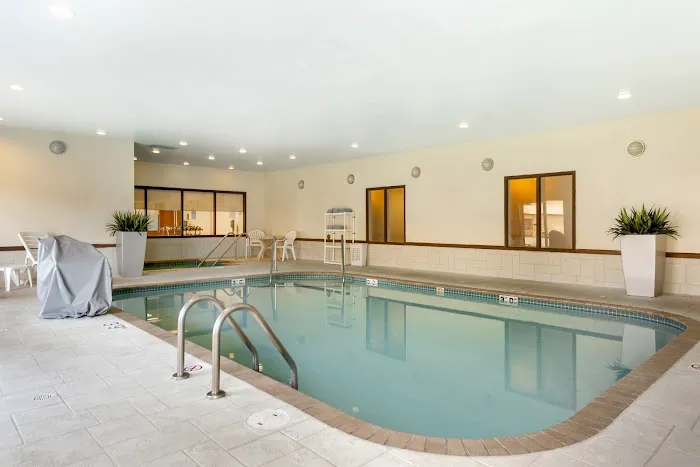 Comfort Inn & Suites Green Bay Stadium Area 4
