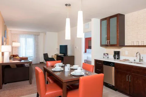 Residence Inn Green Bay Downtown 4