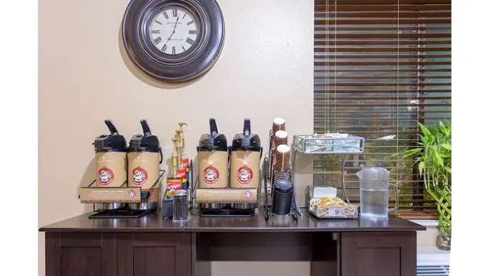 AmericInn Lodge & Suites Black River Falls 4