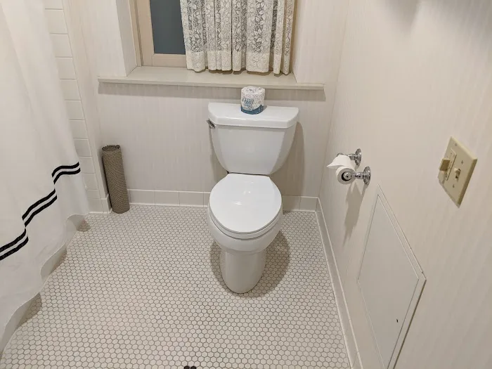 Hotel Winneshiek 4