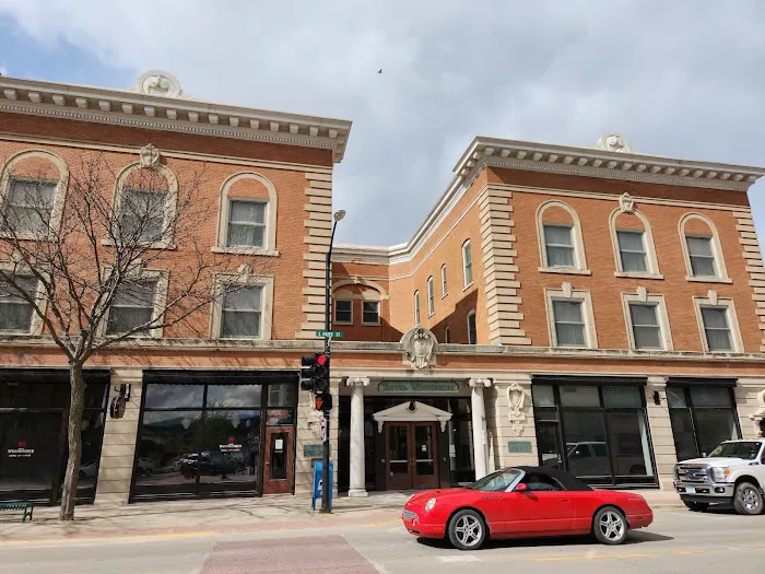 Hotel Winneshiek 4