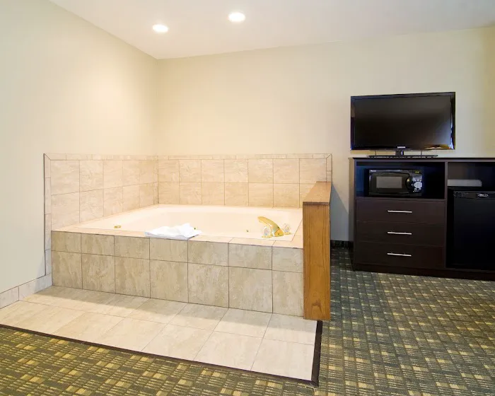 Quality Inn & Suites Decorah 4