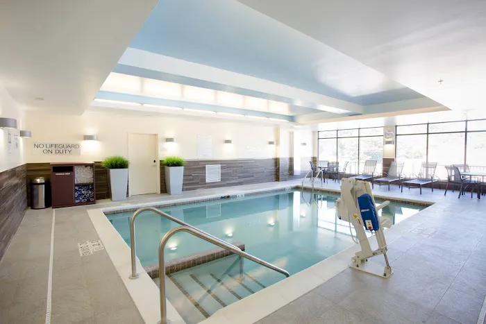 Fairfield Inn & Suites Decorah 4