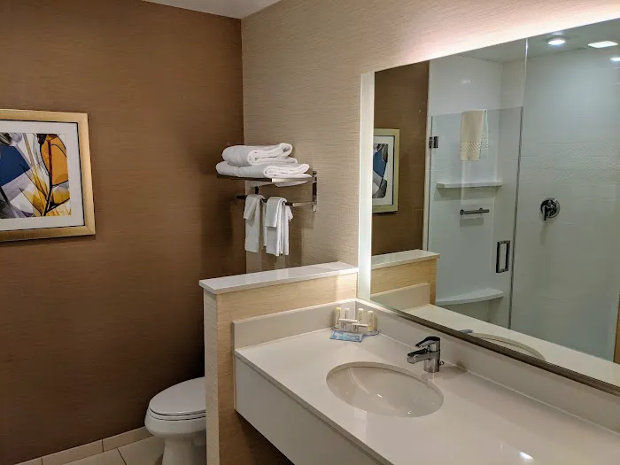 Fairfield Inn & Suites Decorah 4
