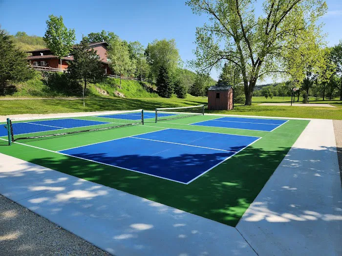 Cedar Valley Resort 4