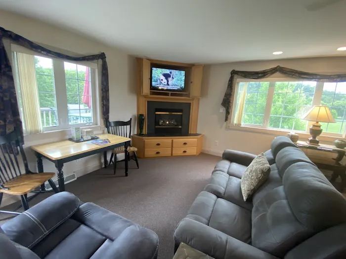 Green Gables Inn 4