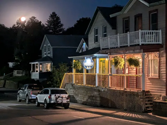 Coffee Street Inn 4