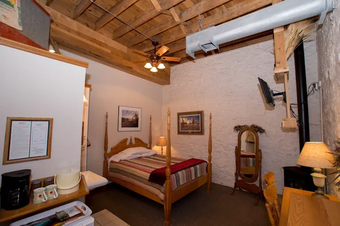 Stone Mill Hotel and Suites 4