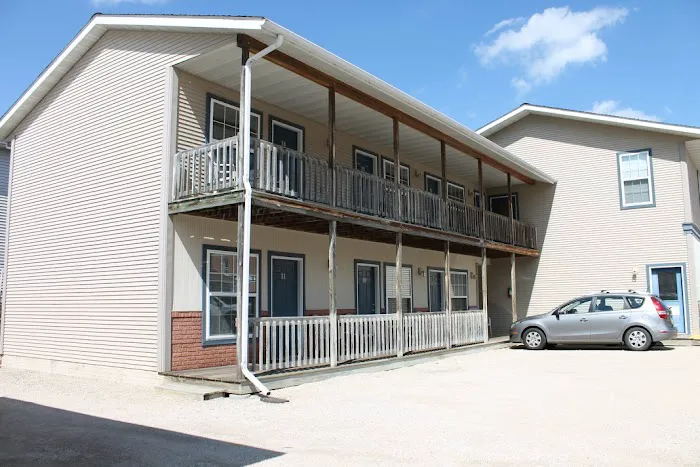 Cottage House Inn 4