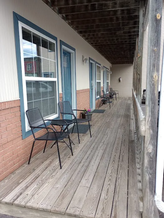 Cottage House Inn 4
