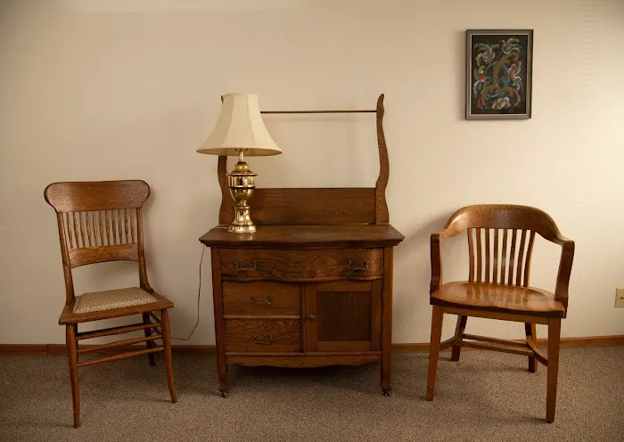 Cottage House Inn 4