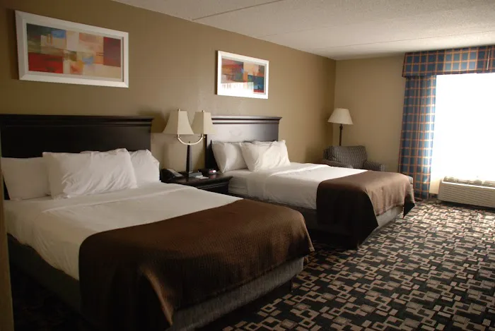 The Plaza Hotel & Suites- Winona 4