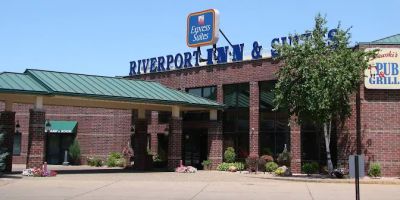 Express Suites Riverport- Conference and Event Center