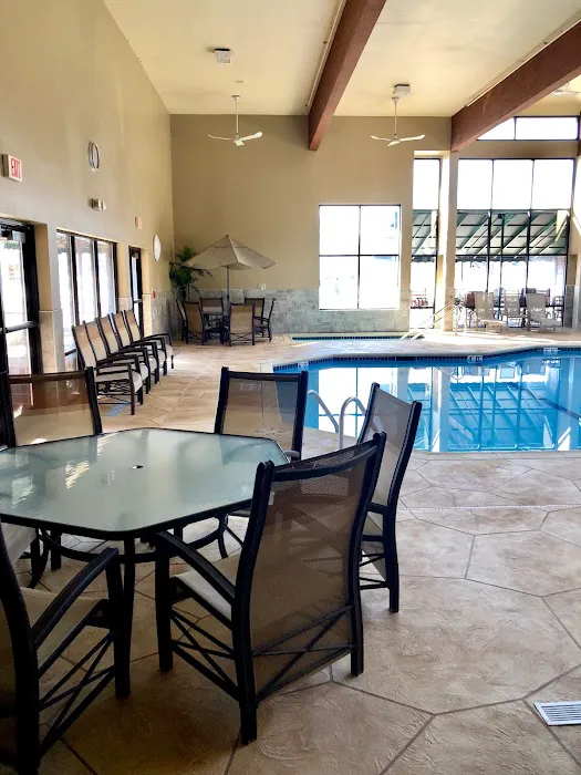Express Suites Riverport- Conference and Event Center 4