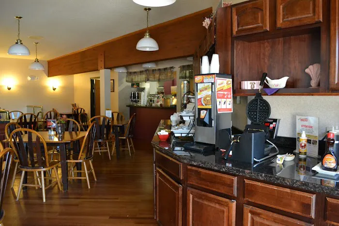 Express Suites Riverport- Conference and Event Center 4