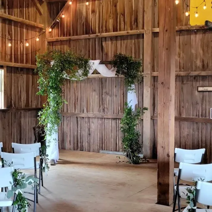 Fritz's Farmhouse & Barn Venue 4